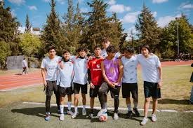 巴萨3比1马竞的第10分钟：球迷再次集体高喊梅西的名字！